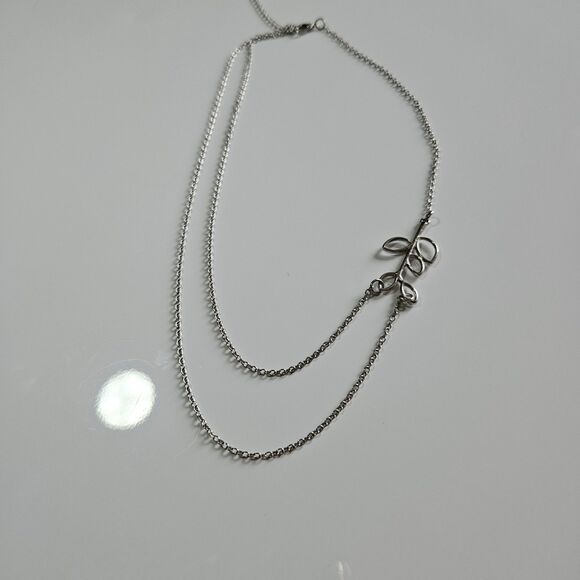 Simple Leaf Hollow Double Layered Silvertone Necklace 18 To 20" - Picture 14 of 14